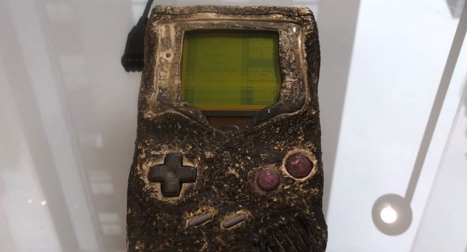 Gulf War Game Boy Nintendo NY store retired