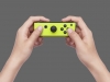 Switch_JoyCon_NeonYellow_playstyle_03
